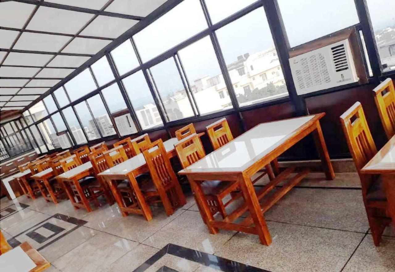 Hotel Katra Royal Stay Exterior foto